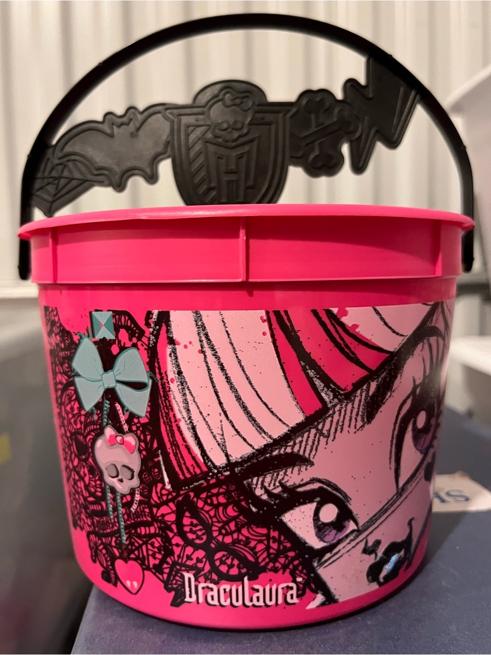 Vintage Monster High Pink Draculaura Halloween Pail Boo Bucket McDonalds 2013